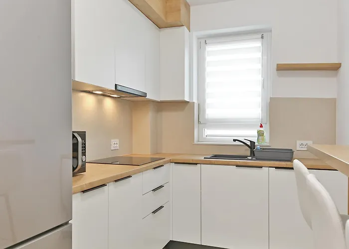 Ada Homes Coresi 302 * Brassó