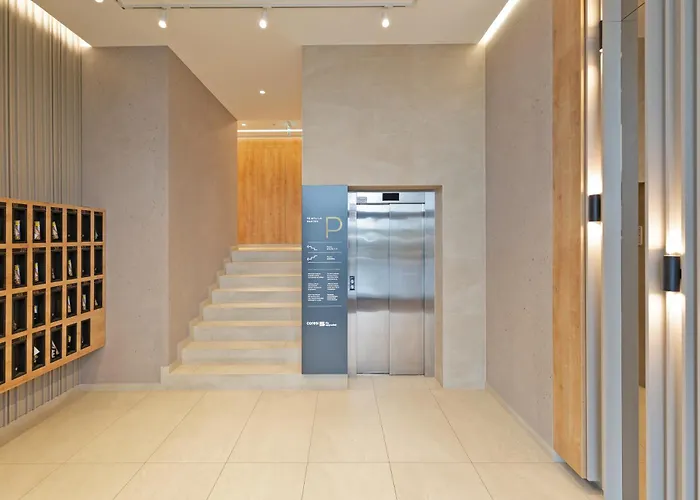 Ada Homes Coresi 302 Apartman